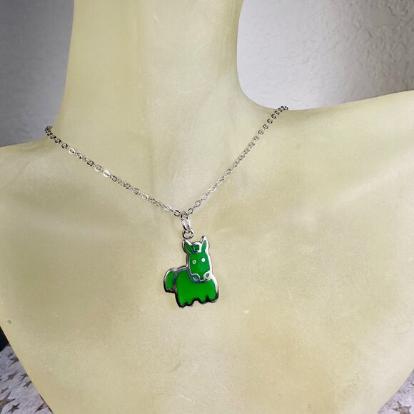 NEW Set of 3 Real Silver and Resin Animal Pendants + One Silver Tone Chain - Picture 3 of 6